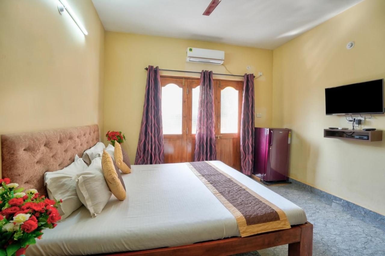 Golden Studio Apartment Goa Calangute Exterior foto