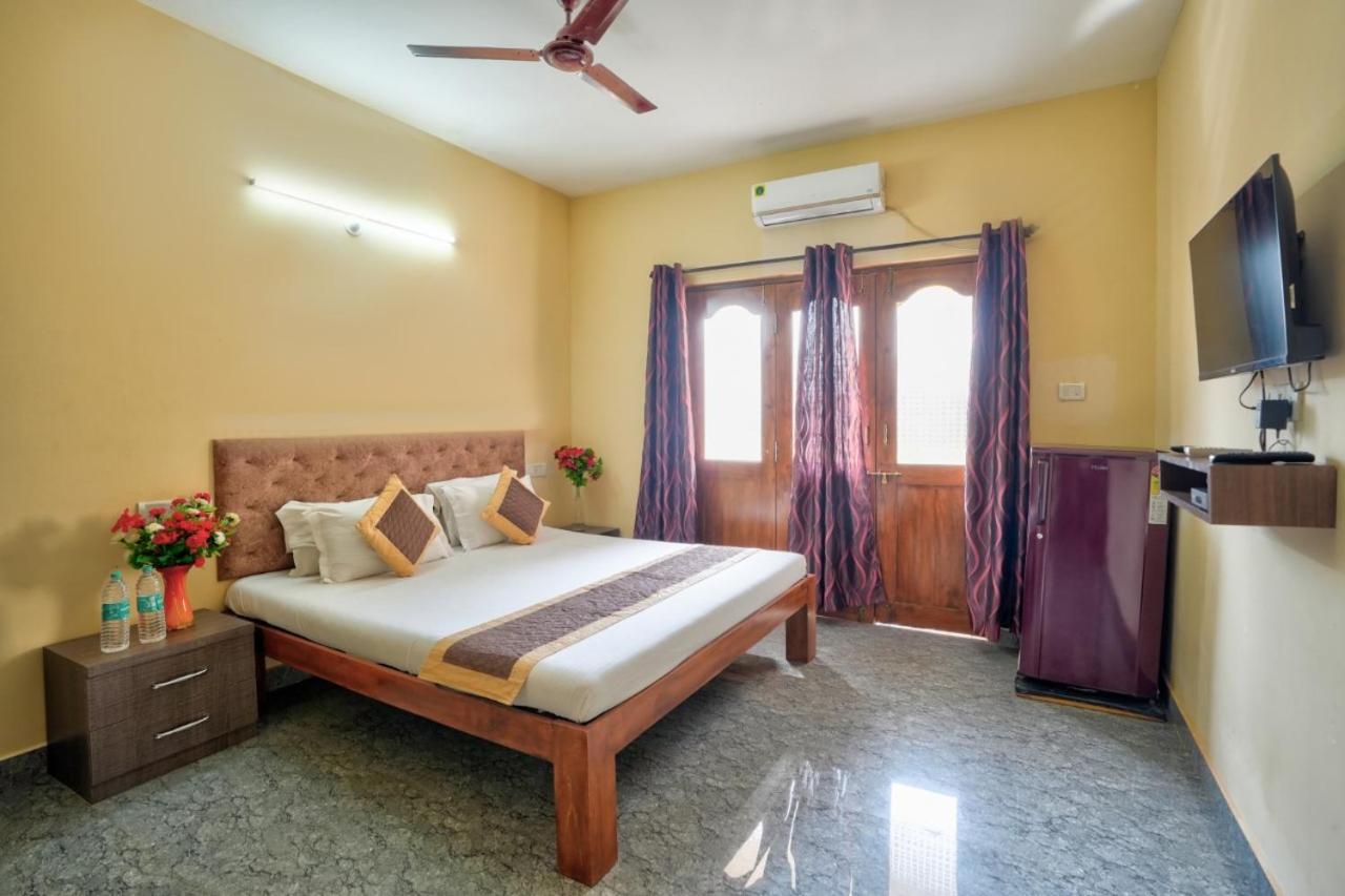 Golden Studio Apartment Goa Calangute Exterior foto