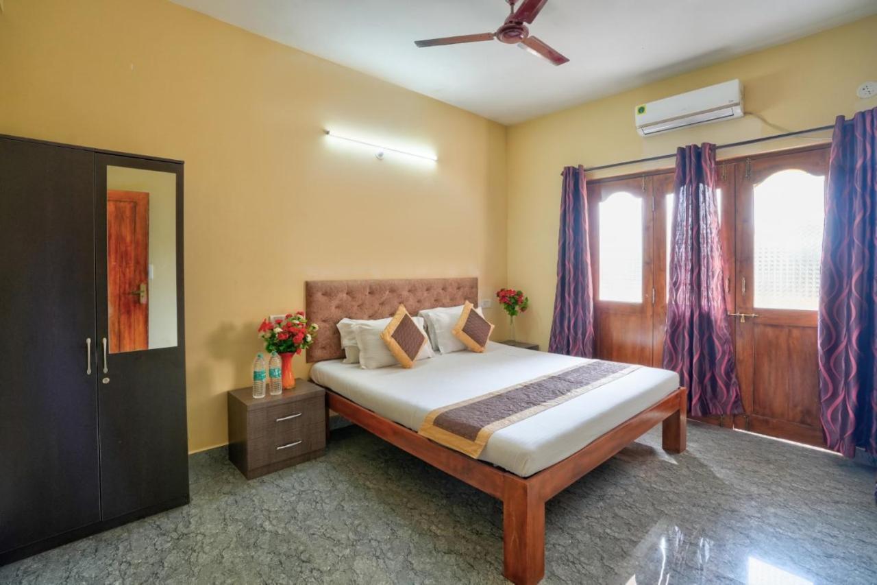 Golden Studio Apartment Goa Calangute Exterior foto